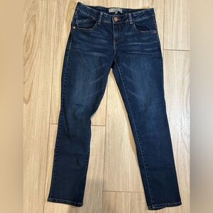 Wit & Wisdom Skinny Ankle Length Dark Wash Denim Mid Rise Jeans. Size 2 Petite